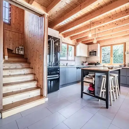 Luxury Facing Slopes In Out